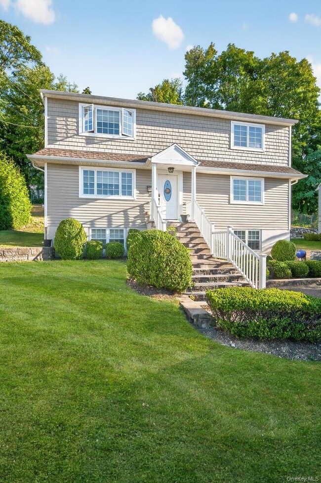 Building Photo - 10 Lee Gray Ct