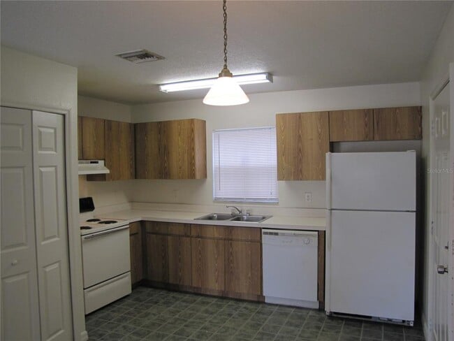 Building Photo - 3404 N Garrison St