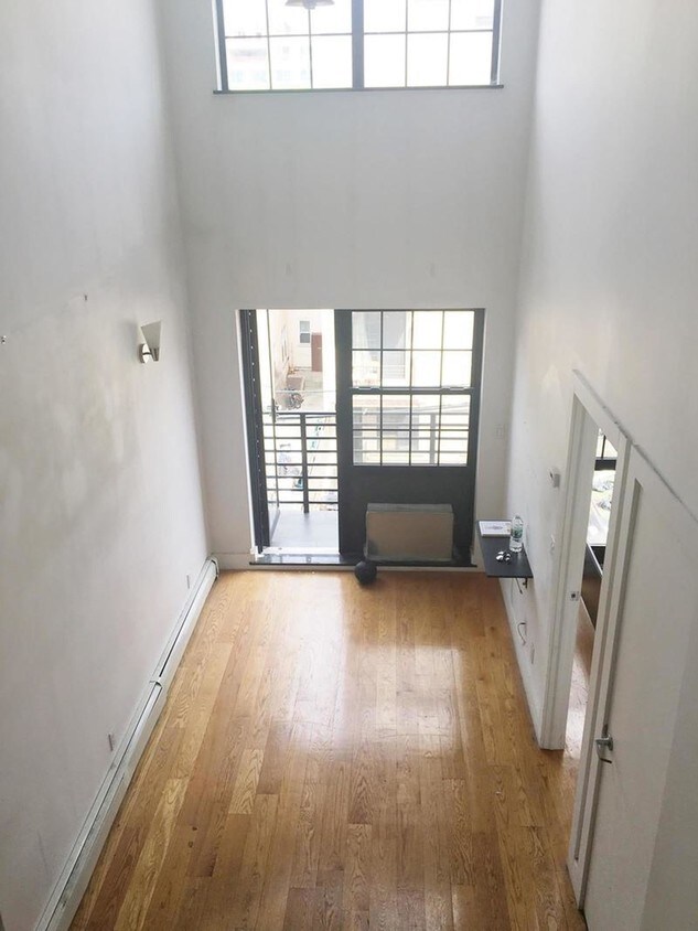 Primary Photo - 56 Jefferson Street