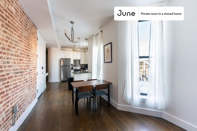 Foto del edificio - Room in Shared 4 bed/2 bath home in Crown Heights