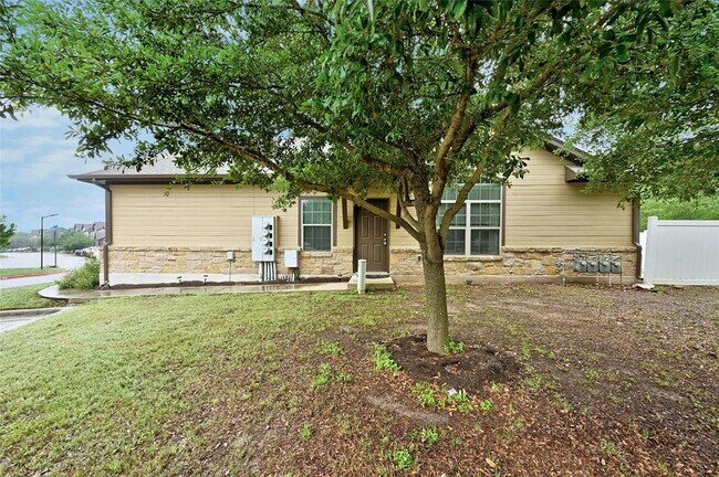 Building Photo - 1708 Monahans Ln