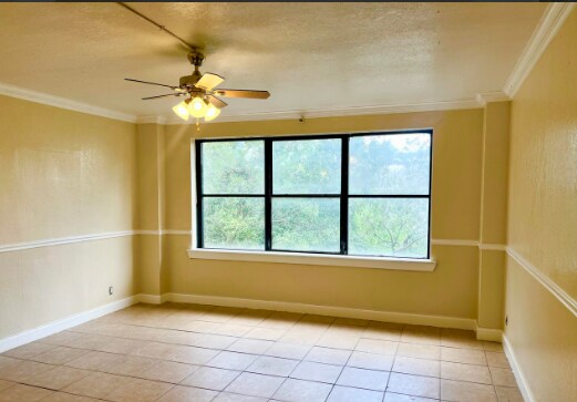 Foto del edificio - 311 W Ashley St