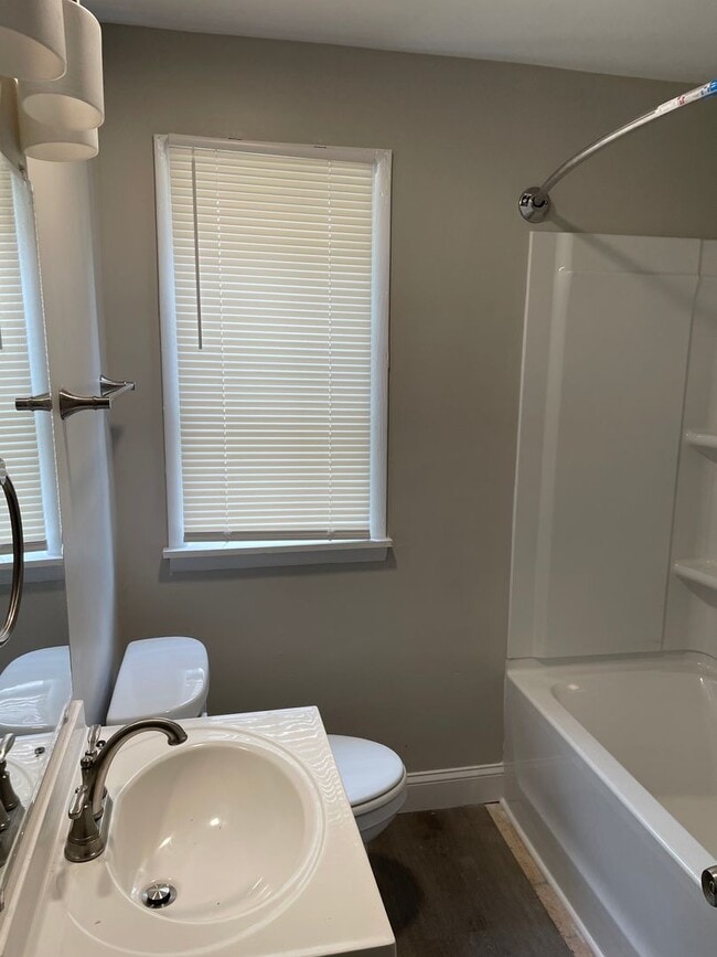 Photo - 1664 NE 22nd St House