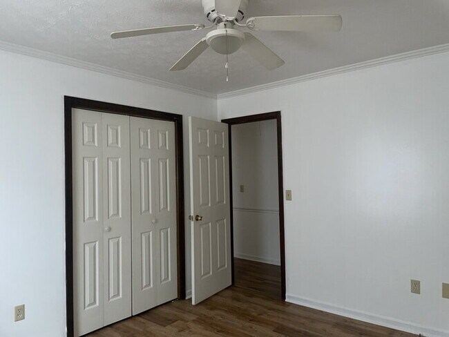 Foto del edificio - "Charming 3-Bedroom Sanctuary with 2 Full Baths in Prime Simpsonville Location!"