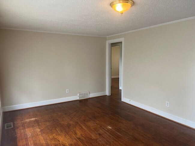 Foto del edificio - 1094 Jonestown Rd