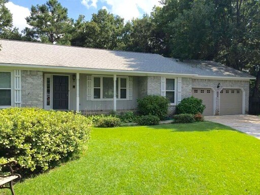 Building Photo - 105 Windsor Ct