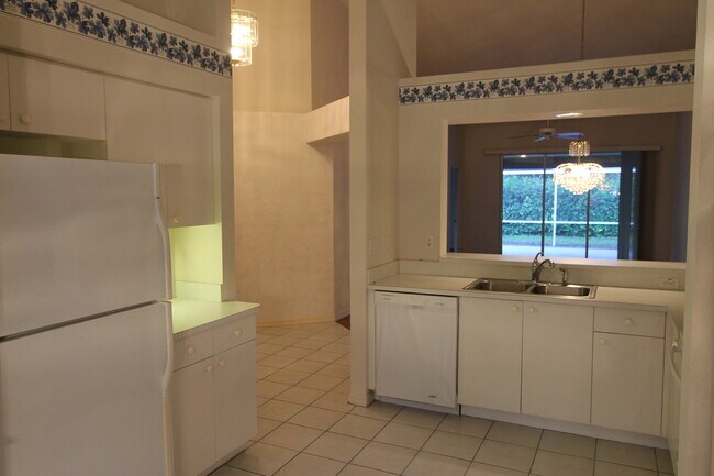 Building Photo - * * * 2 BEDS / 2 BATH Annual Unfurnished - RELAXING VILLA WITH PEACEFUL LANAI * * * NEW PHOTOS CO...