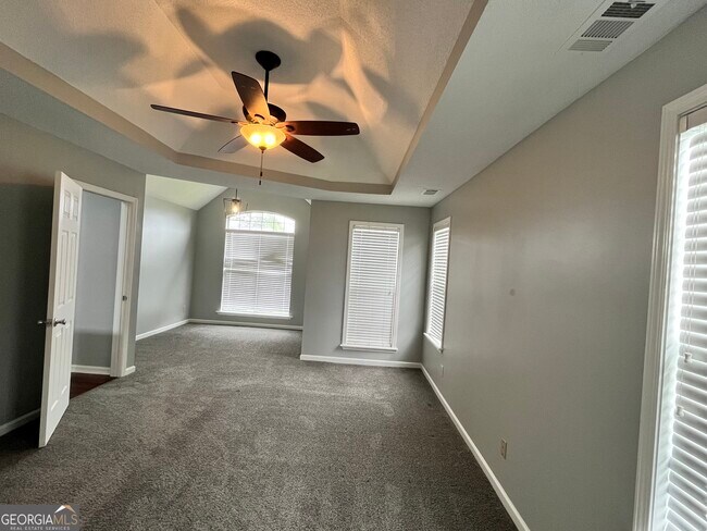 Foto del edificio - 102 Myles Ln
