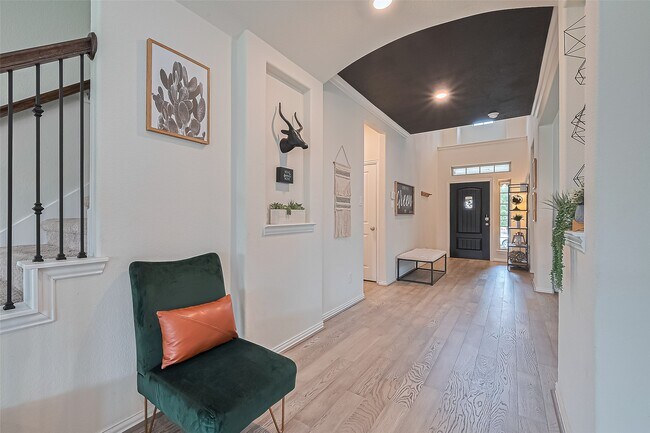 Foto del edificio - 16886 Ramsay Cascades Dr