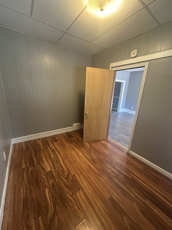 Foto del edificio - 7404 Halle Ave