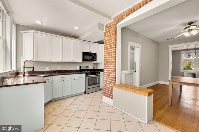 Building Photo - 2408 37th St NW
