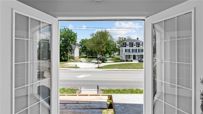 Building Photo - 2958 E Main Rd