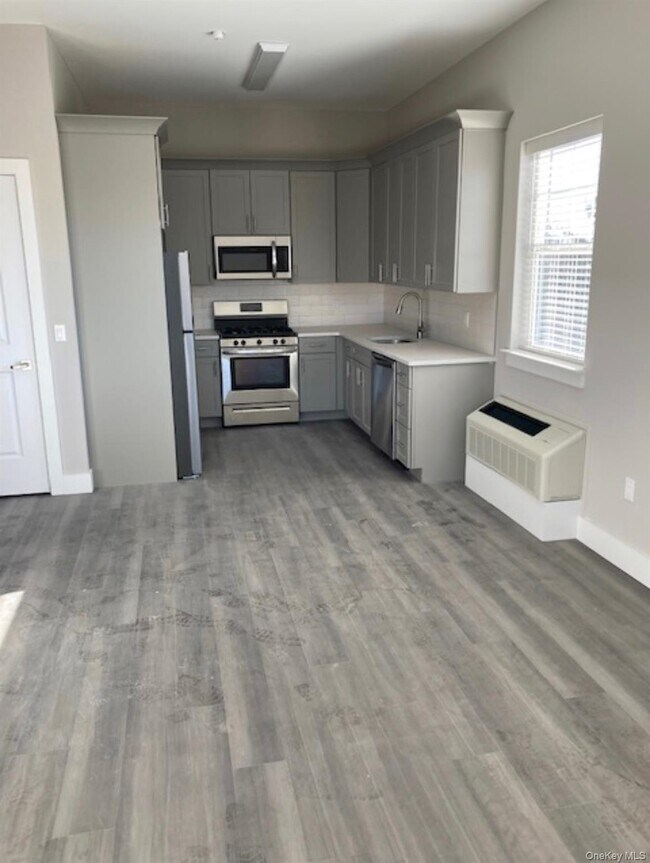 Foto del edificio - 116 Waverly Ave