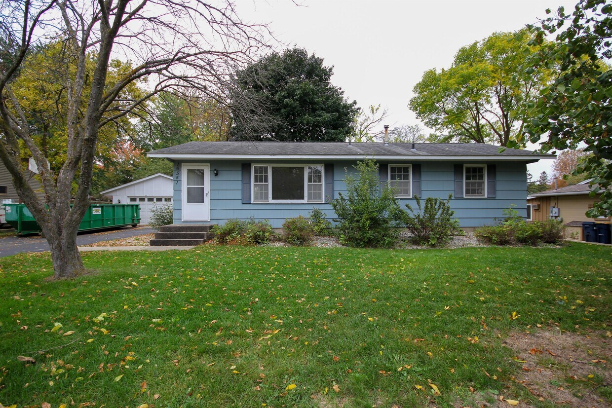 16551 Gannon Ave W, Rosemount, MN 55068 House Rental in Rosemount, MN