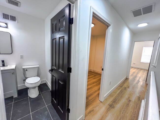 Foto del edificio - 2816 W Mulberry St