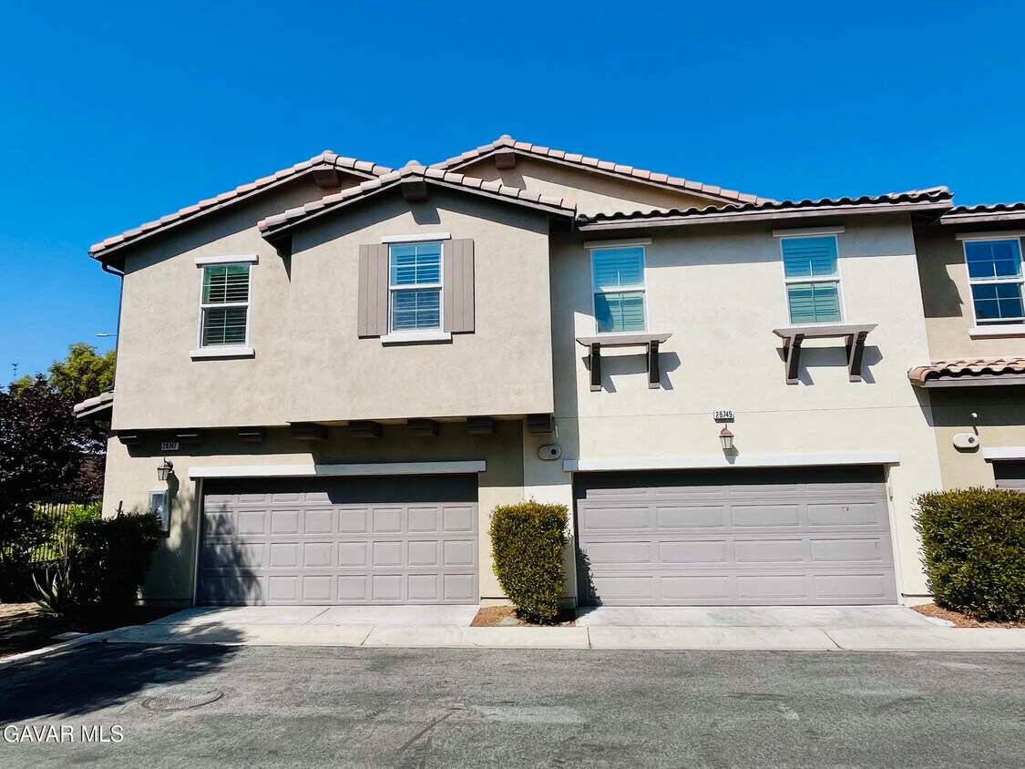 Primary Photo - 28747 Jardineras Dr