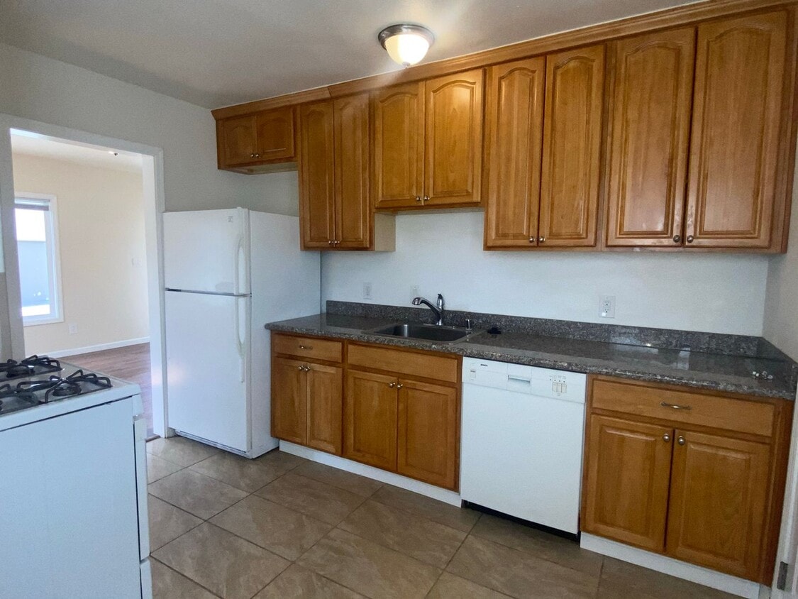 Foto principal - Move-In Special of $1,000 Off 1st Month's ...