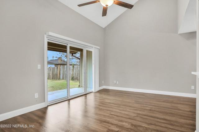 Building Photo - 2 bedroom in Jacksonville FL 32246