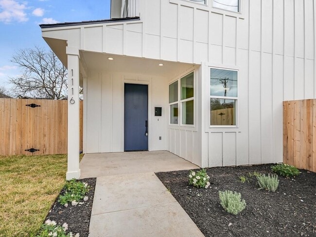 Building Photo - 1116 Atkinson Rd