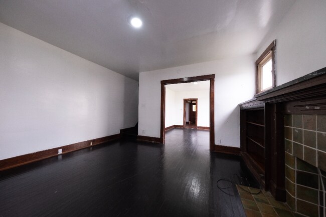 Foto del edificio - 1022 Kenneth Ave