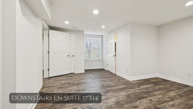 Foto del edificio - 3169 Earhart Rd