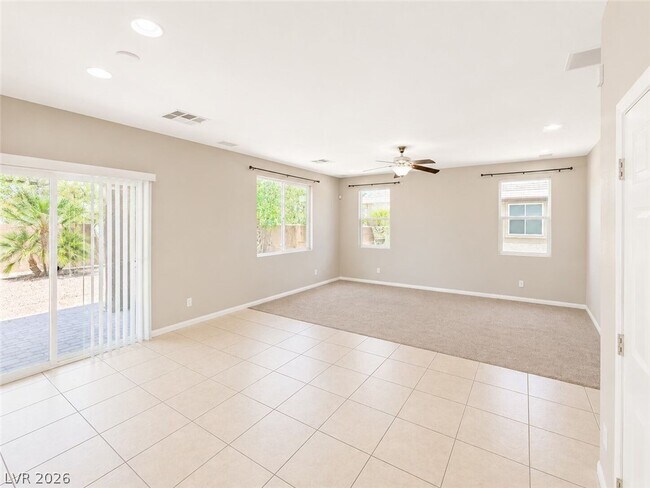 Foto del edificio - 2716 Graceful Grove Ave