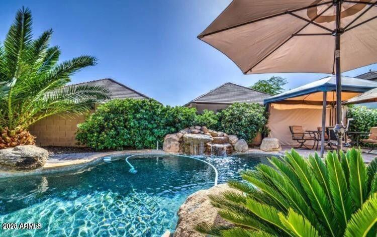 Foto del edificio - 17239 W Ironwood St