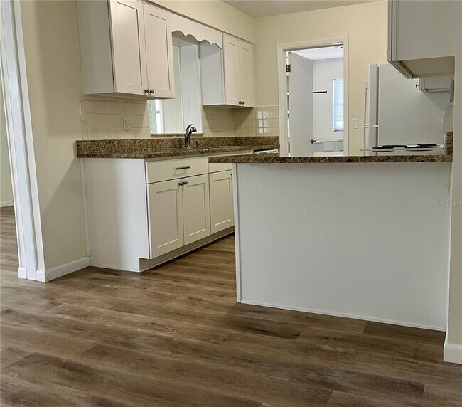 Foto del edificio - 3507 W Shell Point Rd