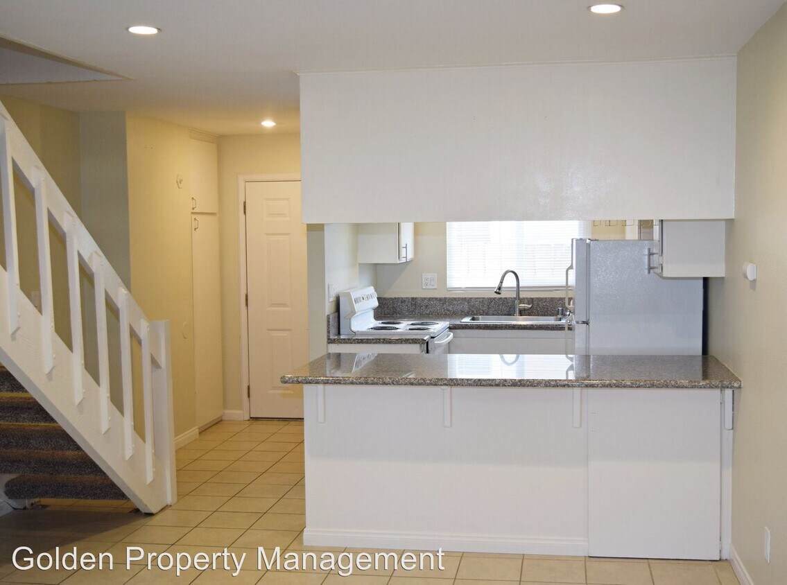 Foto principal - 2135 Thomas Ave