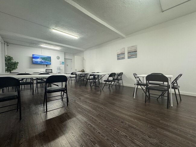 Building Photo - 1749 Grand Concourse