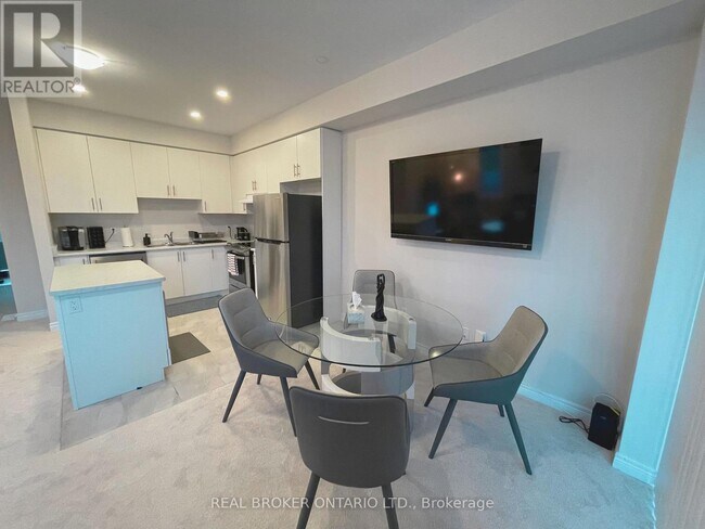 Photo du bâtiment - 2 Mockingbird Ln