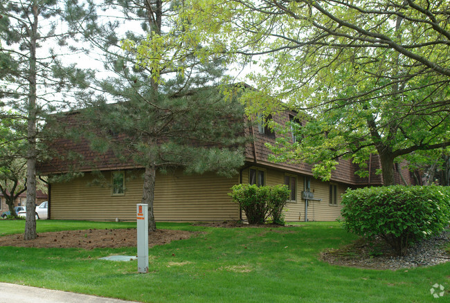 Foto del edificio - Brentwood Park Apartments