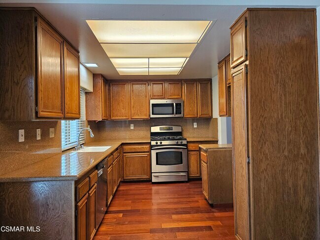 Building Photo - 2481 Moraga Ct