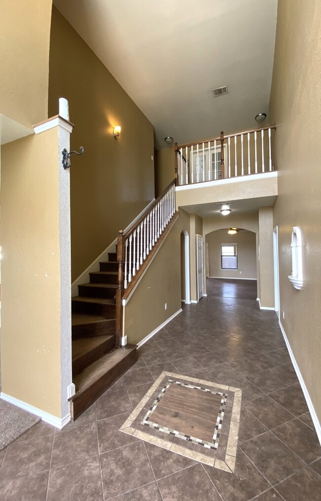 Building Photo - 200 Coleton Dr
