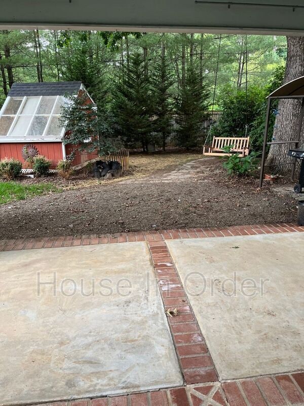 Building Photo - 8 Oakwilde Dr