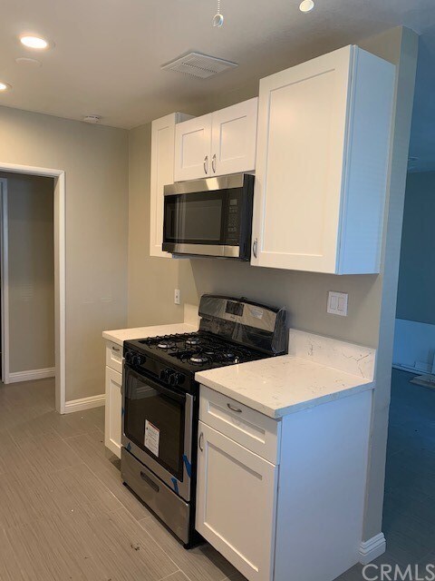 Foto principal - 531 Weber St