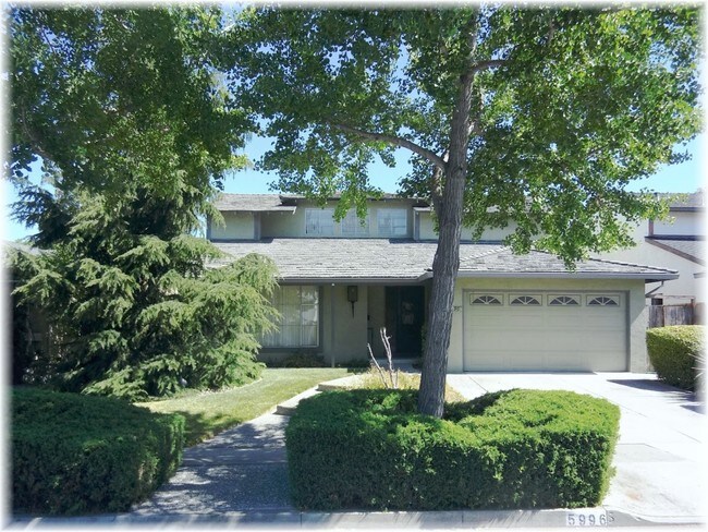 Building Photo - 5996 Santa Teresa Blvd