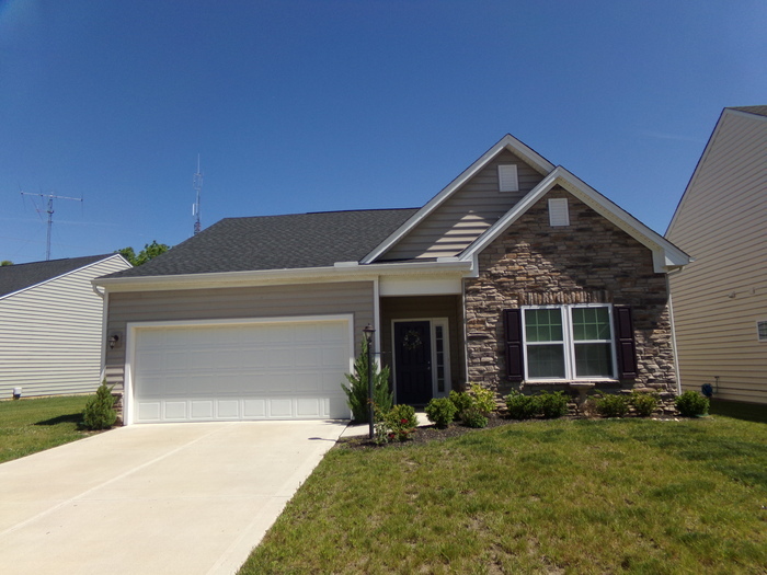 Primary Photo - Beautiful Huber Heights 3 Bed 2 Bath Ranch!