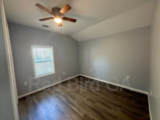 Building Photo - 311 Hunter St