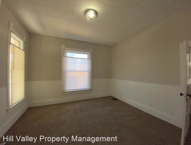 Building Photo - 2 br, 1 bath House - 2037 N 11th St