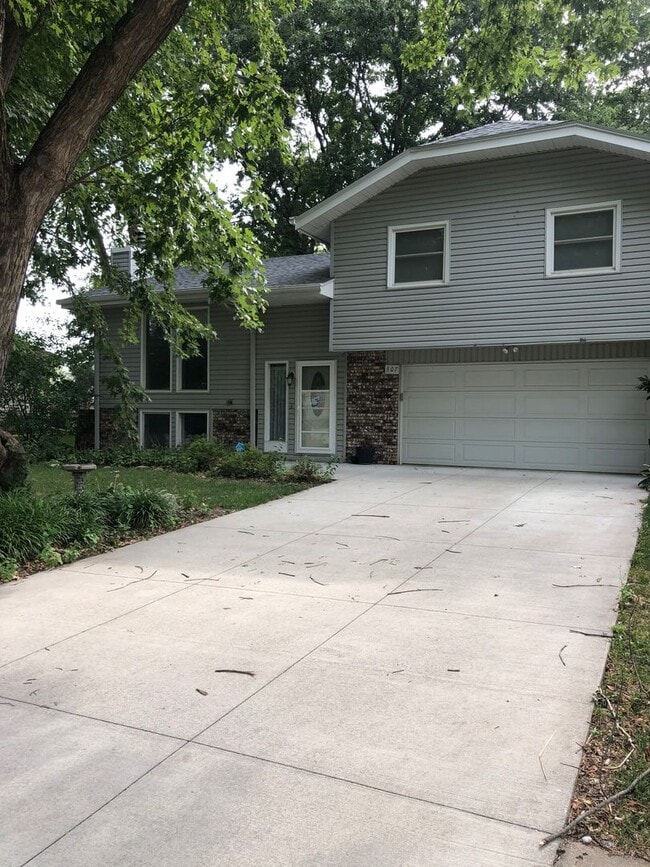Building Photo - 307 Prospect Dr