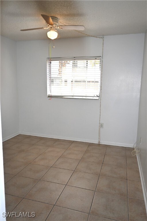 Foto del edificio - 3704 Broadway