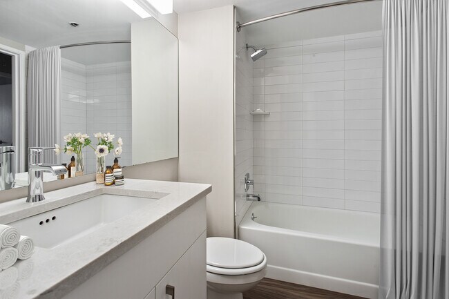 Foto del edificio - ReNew Logan Square