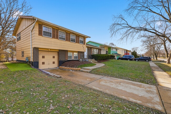 Foto del edificio - 3317 Birchwood Dr