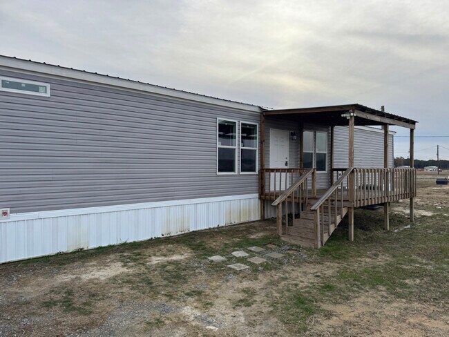 Foto del edificio - 365 Patriot Ln