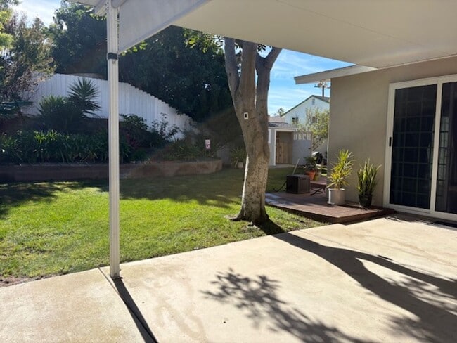 Building Photo - Beautiful Home