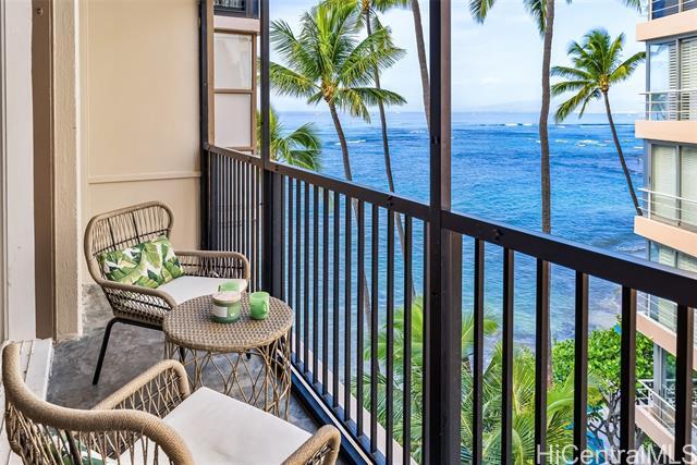 Building Photo - 2987 Kalakaua Ave