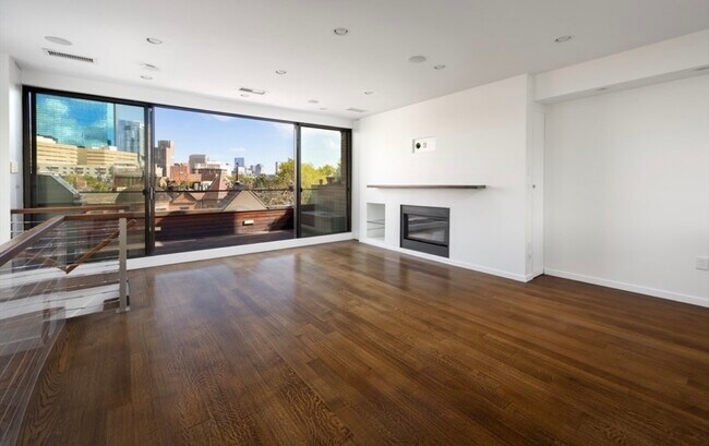 Foto del edificio - 234 W Newton St