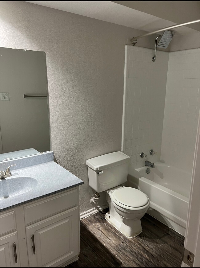 Building Photo - 5962 Westcreek Dr