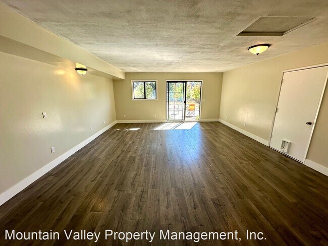 Building Photo - 3 br, 2 bath House - 18251 Lake Forest Dr